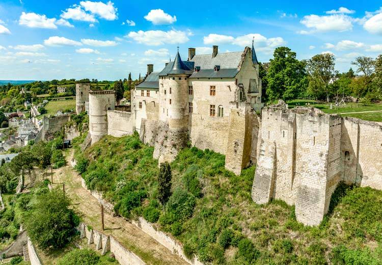  La forteresse de Chinon : au coeur de l'histoire de France