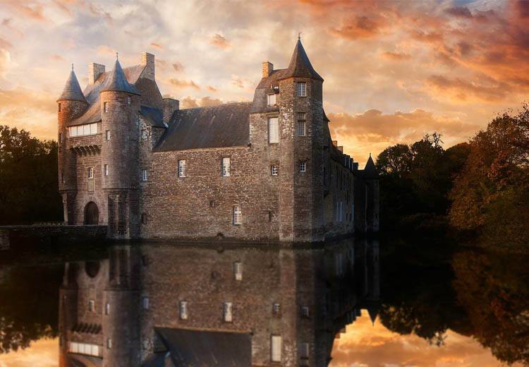 8 châteaux hantés à explorer en France